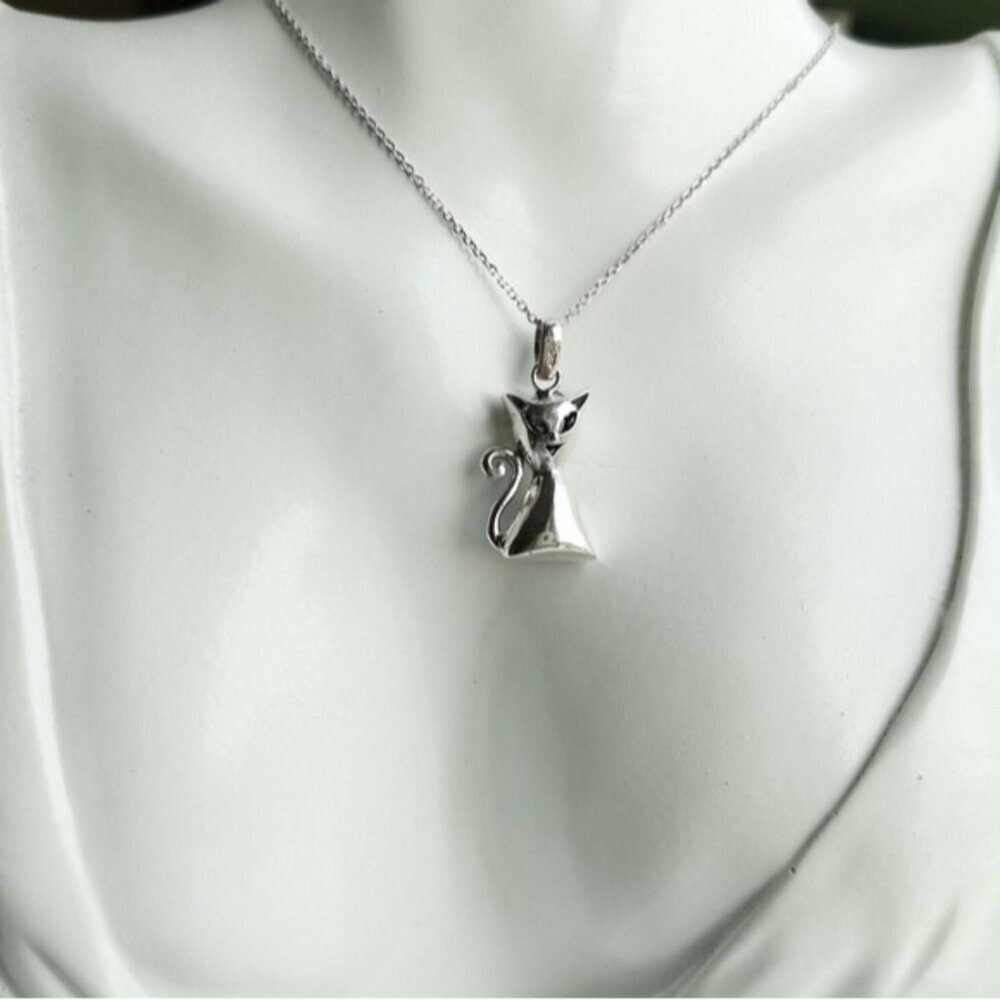 Sterling Silver Reversible Cat Pendant Necklace - Picture 2 of 8